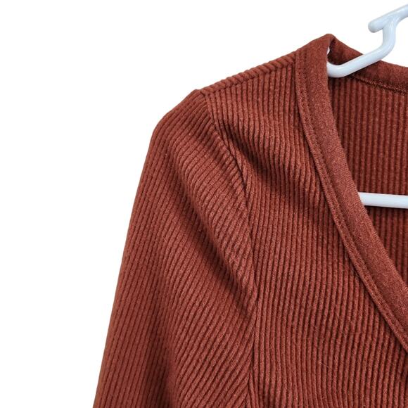 Urban Outfitters Rust Red Cropped Cardigan Top Ruched Detail Size Small - Picture 5 of 8